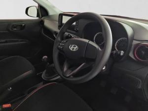 Hyundai Grand i10 1.0 Premium hatch - Image 12
