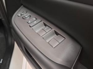 Honda Fit 1.5 Hybrid e.HEV - Image 13