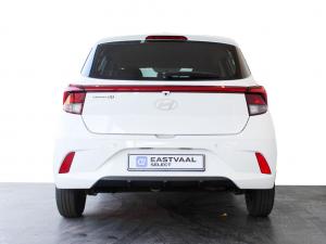 Hyundai Grand i10 1.0 Premium hatch - Image 8