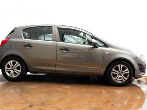 Opel Corsa 1.4 Essentia - Image 6