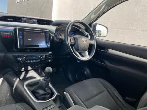 Toyota Hilux 2.8GD-6 double cab 4x4 Raider - Image 11