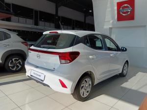 Hyundai Grand i10 1.0 Premium hatch - Image 6