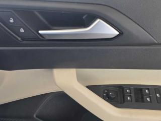 Volkswagen Polo sedan 1.6 manual