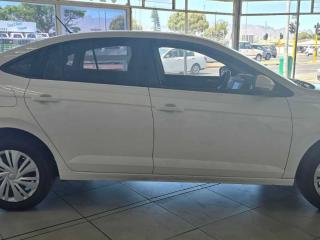 Volkswagen Polo sedan 1.6 manual