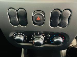 Nissan NP200 1.6i safety pack (aircon) - Image 11