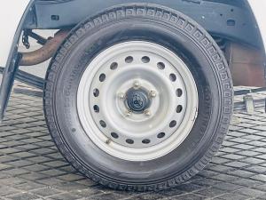 Toyota Hilux 2.0 single cab S (aircon) - Image 15