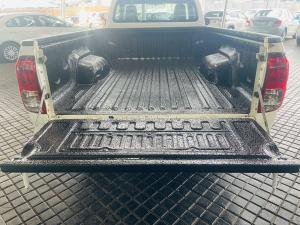 Toyota Hilux 2.0 single cab S (aircon) - Image 9