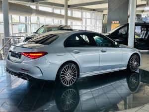 Mercedes-Benz C-Class C200 Avantgarde - Image 2