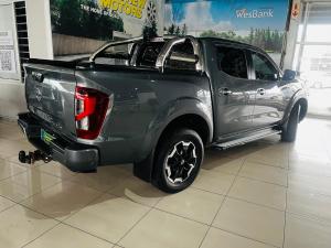 Nissan Navara 2.5DDTi double cab LE Plus 4x4 - Image 4