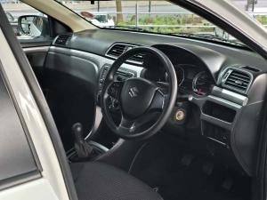 Suzuki Ciaz 1.5 GL manual - Image 9