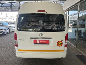 Toyota Hiace 2.5D-4D bus 14-seater GL - Image 5