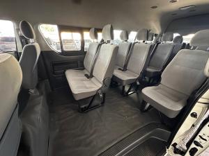 Toyota Hiace 2.5D-4D bus 14-seater GL - Image 14