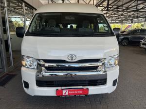 Toyota Hiace 2.5D-4D bus 14-seater GL - Image 4