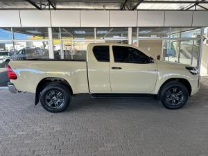 Toyota Hilux 2.4GD-6 Xtra cab Raider auto - Image 3