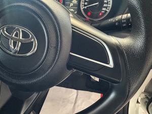 Toyota Starlet 1.5 XS auto - Image 9