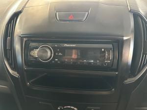 Isuzu D-Max Gen 6 250c single cab Fleetside - Image 11