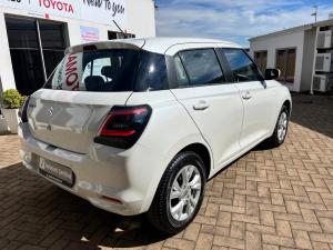 Suzuki Swift 1.2 GL+ manual - Image 2