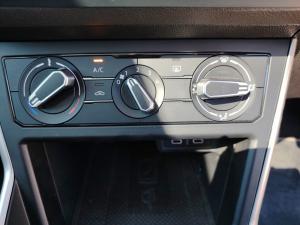 Volkswagen Polo hatch 1.0TSI Life manual - Image 16