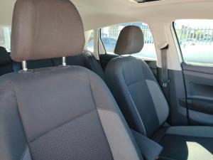 Volkswagen Polo hatch 1.0TSI Life manual - Image 17