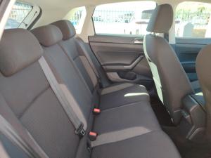 Volkswagen Polo hatch 1.0TSI Life manual - Image 18