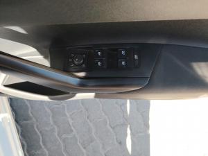 Volkswagen Polo hatch 1.0TSI Life manual - Image 26