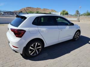 Volkswagen Polo hatch 1.0TSI Life manual - Image 2