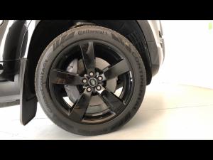 Land Rover Defender 90 D300 X-Dynamic HSE - Image 17