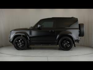 Land Rover Defender 90 D300 X-Dynamic HSE - Image 22