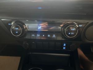 Toyota Hilux 2.8GD-6 double cab Legend auto - Image 15