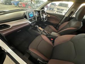 Toyota Starlet Cross 1.5 XS auto - Image 7