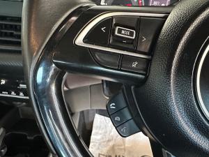 Toyota Starlet Cross 1.5 XS auto - Image 9