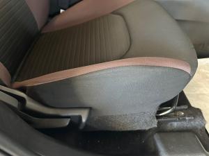 Toyota Starlet Cross 1.5 XS auto - Image 16