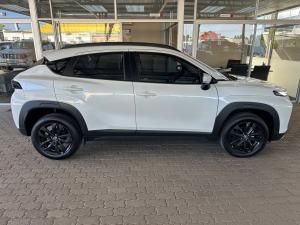 Toyota Starlet Cross 1.5 XS auto - Image 3