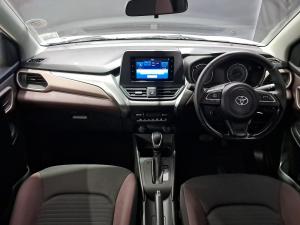 Toyota Starlet Cross 1.5 XS auto - Image 6