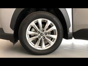 Toyota Corolla Cross 1.8 Hybrid XS - Image 19