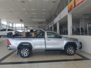 Toyota Hilux 2.8GD-6 4x4 Raider - Image 3