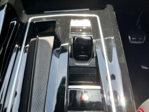 Volkswagen Golf GTI - Image 13