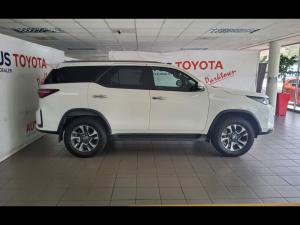 Toyota Fortuner 2.8GD-6 4x4 - Image 3
