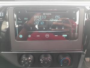 Toyota Corolla Quest 1.8 Plus manual - Image 12