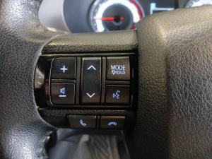 Toyota Hilux 2.8GD-6 Xtra cab 4x4 Legend 50 auto - Image 9