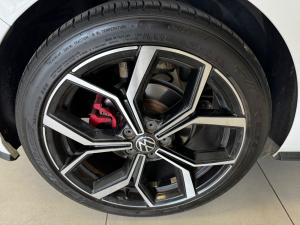 Volkswagen Polo 2.0 GTI DSG - Image 11