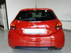 Peugeot 208 1.2T GT Line auto - Image 5
