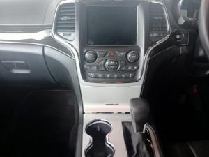 Jeep Grand Cherokee 3.0CRD Overland - Image 10