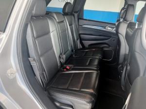 Jeep Grand Cherokee 3.0CRD Overland - Image 6