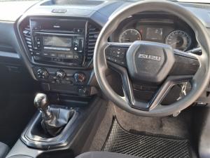 Isuzu D-Max 1.9TD single cab L 4x4 manual - Image 6