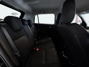 Suzuki Swift 1.2 GL - Image 15