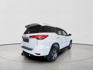 Toyota Fortuner 2.4GD-6 auto - Image 6