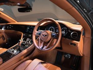 Bentley Continental GT W12 Mulliner coupe - Image 9