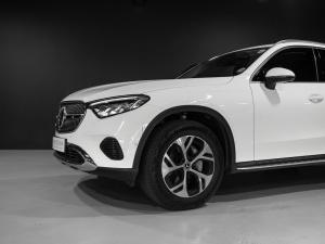 Mercedes-Benz GLC GLC300 4Matic Avantgarde - Image 18