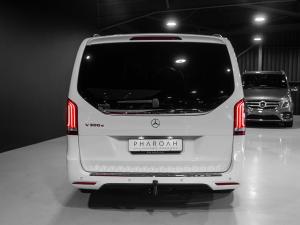 Mercedes-Benz V-Class V300d Avantgarde AMG Line - Image 5